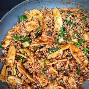 Mala Pork Ragu with Foochow Rice Cakes